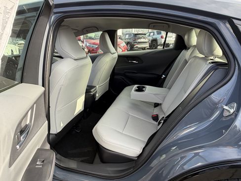 Used 2024 Toyota Prius XLE image 15