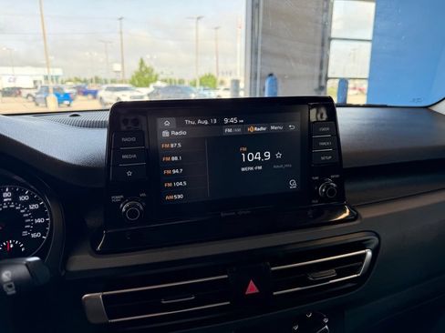 Used 2021 Kia Seltos LX AWD/4WD image 16