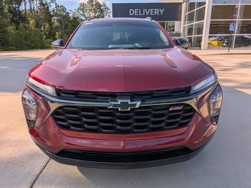 Used 2024 Chevrolet Trax RS FWD image 8