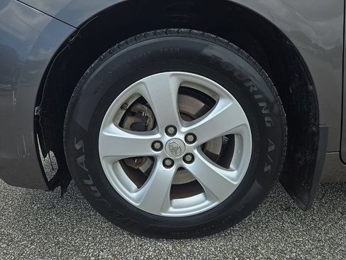 Used 2014 Toyota Sienna LE FWD image 21