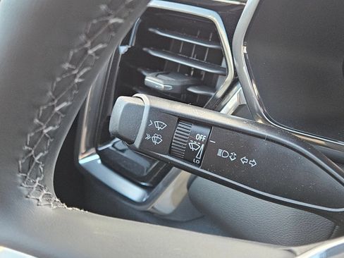 New 2026 GMC Canyon Elevation w/ Convenience Package RWD image 13
