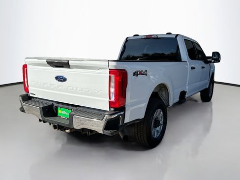 Used 2023 Ford F250 XLT image 10