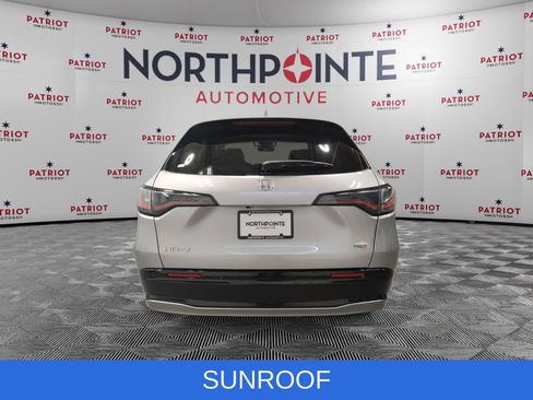 Used 2023 Honda HR-V EX-L image 7