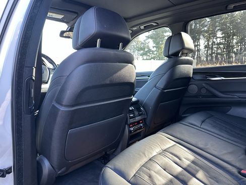 Used 2018 BMW X5 xDrive50i image 24