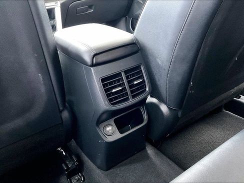 Used 2023 Kia Seltos S FWD image 33