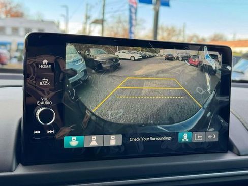 New 2025 Honda Pilot EX-L image 10