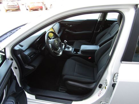 Used 2020 Subaru Legacy Premium image 4