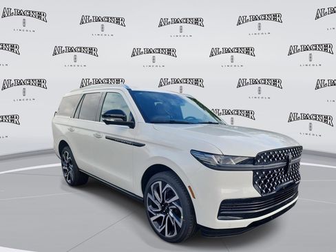 New 2026 Lincoln Navigator Black Label AWD/4WD image 7