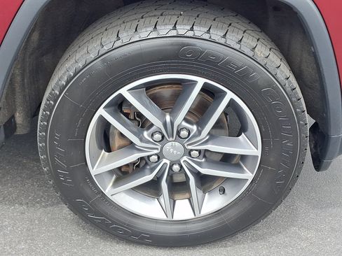 Used 2018 Jeep Grand Cherokee Limited AWD/4WD image 8