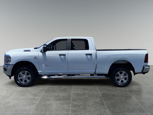 Used 2025 RAM 2500 Big Horn AWD/4WD image 2