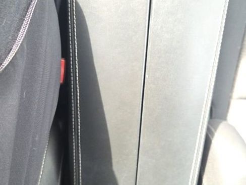 Used 2021 Nissan Rogue S image 32