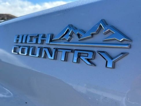 Used 2024 Chevrolet Silverado 3500 High Country w/ Technology Package image 21