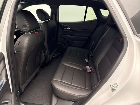 New 2025 Chevrolet Trax RS image 14