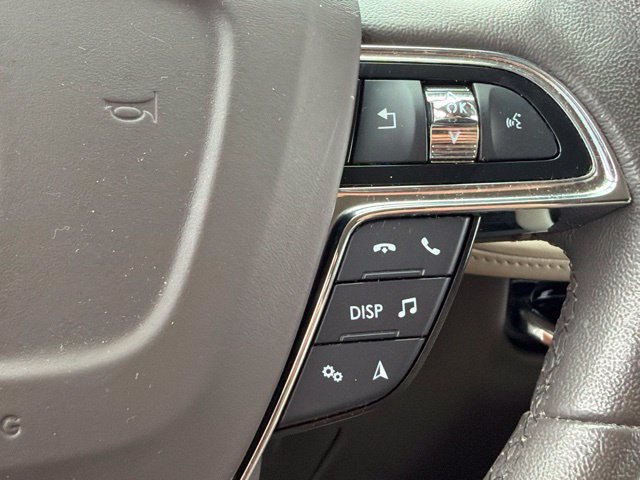 Certified 2023 Lincoln Nautilus FWD w/ Premium Package image 23