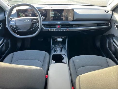 Certified 2025 Kia K4 LXS image 11