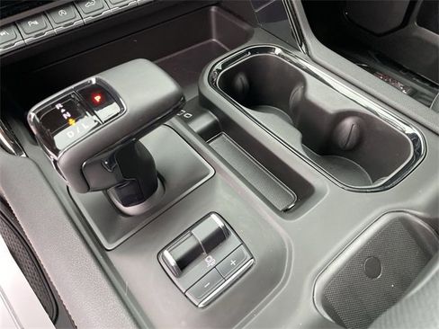 Used 2025 GMC Sierra 1500 AT4 w/ AT4 Premium Package image 19