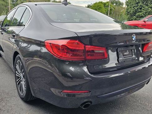 Used 2019 BMW 530e xDrive w/ Convenience Package AWD/4WD image 7