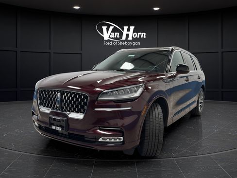 Used 2022 Lincoln Aviator Grand Touring AWD/4WD image 7