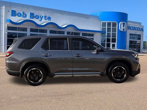 Used 2025 Honda Pilot EX-L image 4