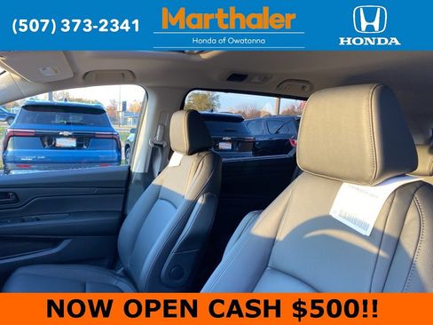 New 2026 Honda Odyssey EX-L image 9