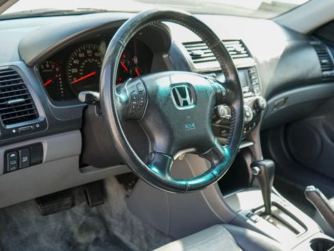 Used 2005 Honda Accord EX-L image 11