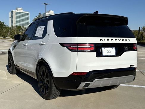 Used 2020 Land Rover Discovery Landmark image 10
