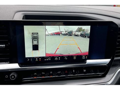 Used 2024 Chevrolet Silverado 1500 High Country w/ Technology Package image 22