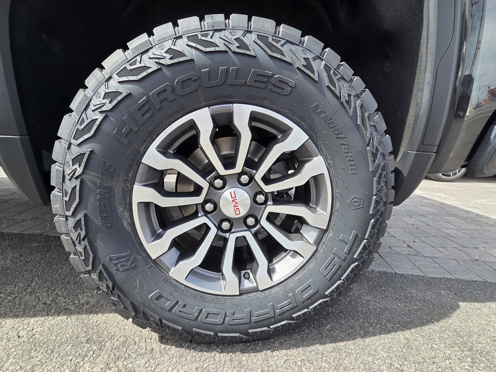 Used 2021 GMC Sierra 1500 AT4 AWD/4WD image 9