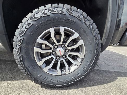 Used 2021 GMC Sierra 1500 AT4 image 9