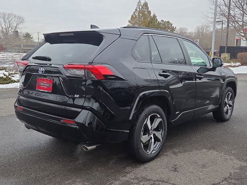 Certified 2024 Toyota RAV4 SE image 5