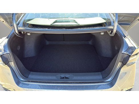 New 2026 Nissan Sentra SV FWD image 17
