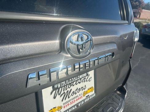Used 2018 Toyota 4Runner SR5 image 30