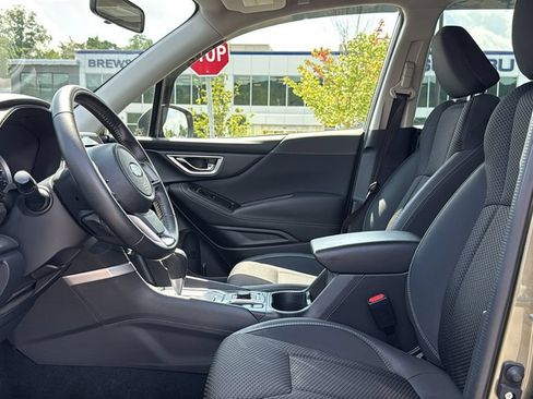 Certified 2022 Subaru Forester Premium AWD/4WD image 12