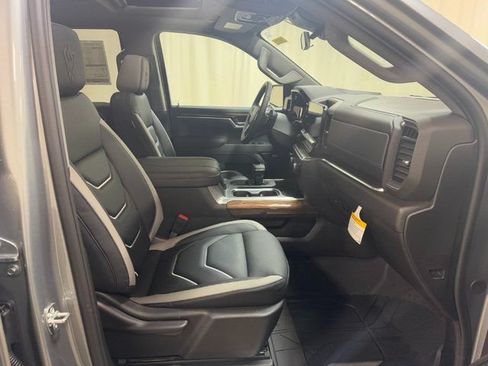 New 2026 Chevrolet Silverado 1500 RST w/ Dark Appearance Package AWD/4WD image 41