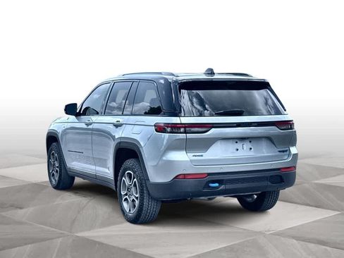 Used 2022 Jeep Grand Cherokee Trailhawk w/ Luxury Tech Group III AWD/4WD image 6