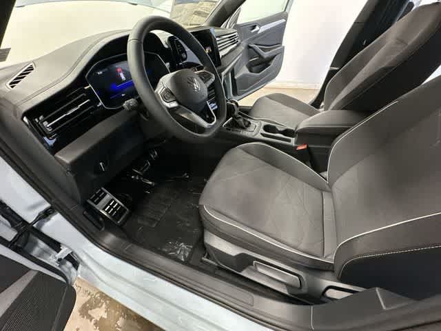Used 2026 Volkswagen Jetta Sport FWD image 15