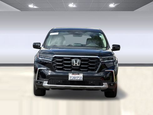 Used 2025 Honda Pilot EX-L image 5