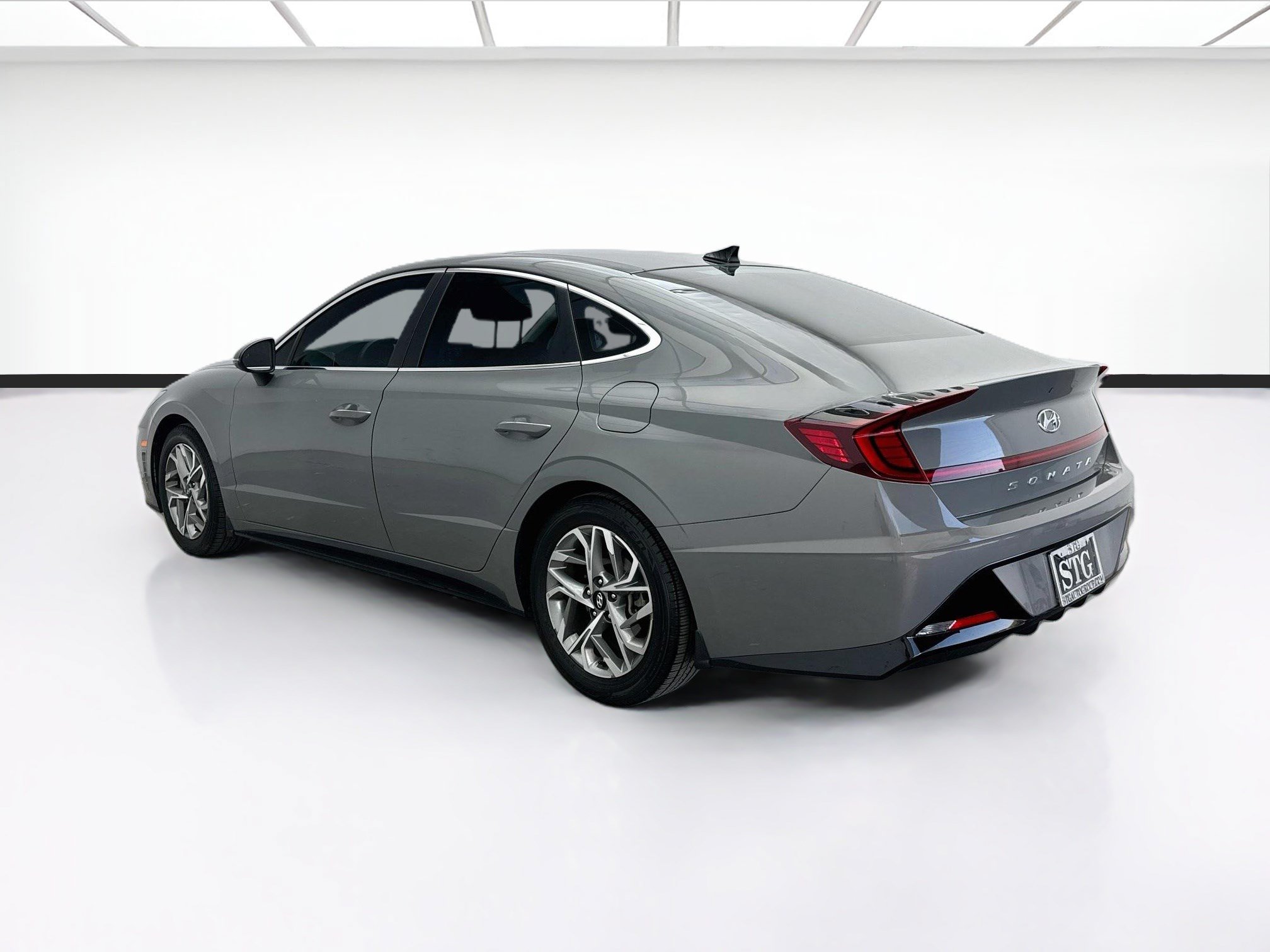 Used 2022 Hyundai Sonata SEL w/ Convenience Package FWD image 6