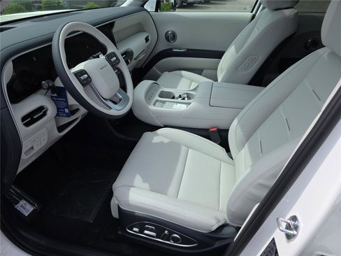 New 2026 Hyundai Palisade Calligraphy AWD/4WD image 3