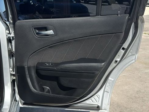 Used 2022 Dodge Charger R/T w/ Blacktop Package image 29