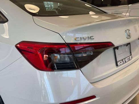 Certified 2024 Honda Civic Sport image 10