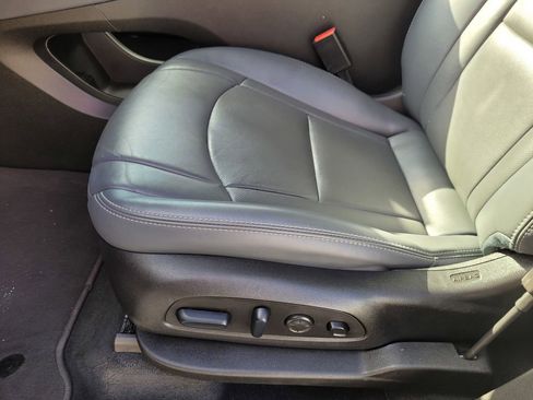 Used 2024 Buick Enclave Premium AWD/4WD image 18