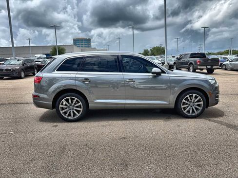 Used 2018 Audi Q7 3.0T Premium Plus w/ Premium Plus Package AWD/4WD image 10