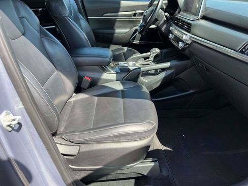 Used 2022 Kia Telluride LX AWD/4WD image 14