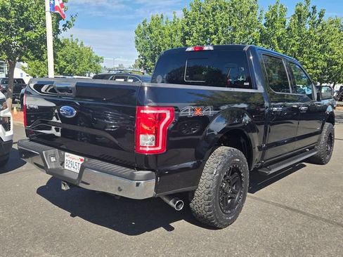 Used 2017 Ford F150 XLT w/ Equipment Group 302A Luxury AWD/4WD image 4
