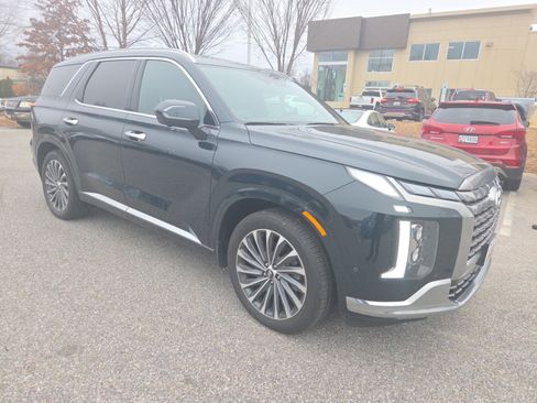Certified 2025 Hyundai Palisade Calligraphy image 1