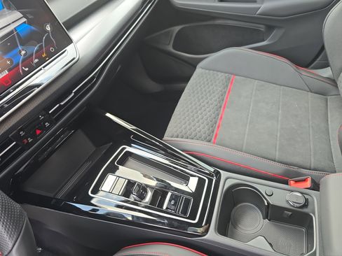 New 2026 Volkswagen GTI SE FWD image 24