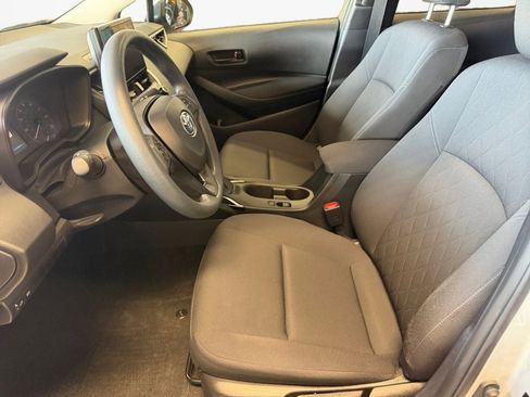 Used 2023 Toyota Corolla LE FWD image 11