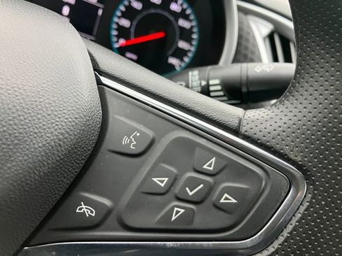 Used 2025 Chevrolet Malibu LT image 6