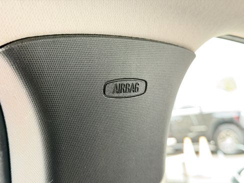 Used 2017 Chevrolet Cruze Premier image 30